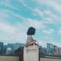 阳光背影女生头像 qq头像女生阳光下背影