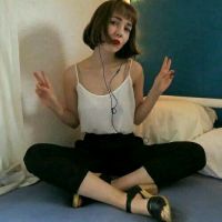 简约时尚欧美女生头像_简单就是时尚