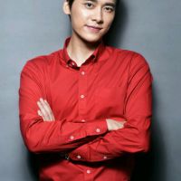 扣扣群李易峰头像 帅气的李易峰头像