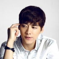 扣扣群李易峰头像 帅气的李易峰头像