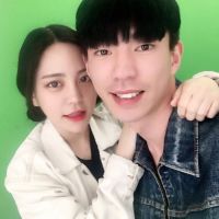 情侣双人头像一人一张_你是我的完美恋人