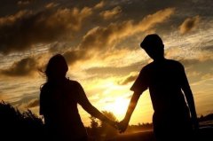 甜蜜情侣网名一男一女_追逐我们的幸福