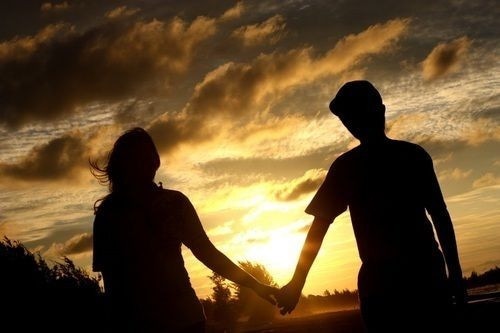 甜蜜情侣网名一男一女_追逐我们的幸福