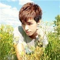 森系安静男生头像_森系帅气的男孩
