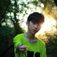 森系安静男生头像_森系帅气的男孩