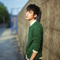 森系安静男生头像_森系帅气的男孩