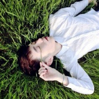 森系安静男生头像_森系帅气的男孩