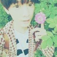 森系安静男生头像_森系帅气的男孩