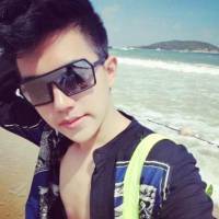 帅气个性的韩系男生_阳光型少年
