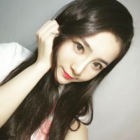 潮范儿女生微信头像_潮流时尚的女生