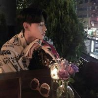 男生头像成熟稳重_成熟男生qq头像