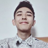 男生头像成熟稳重_成熟男生qq头像