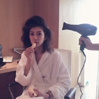 qq闺蜜头像两人各一张_久伴不离的好姐妹