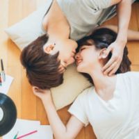 qq情侣好看的意境头像_甜蜜幸福的情侣