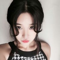 简单可爱的女生静态头像