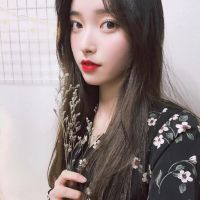 简单可爱的女生静态头像