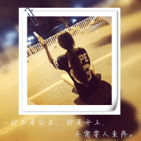 qq头像女生带字画中画