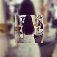 女生扣扣头像画中画