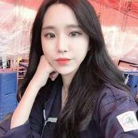 女生小清新长发头像