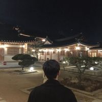 关于失落伤感的背影男生头像