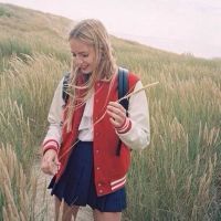 欧美冷艳高贵的女生头像