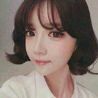 短发小清新女生头像