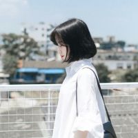 短发小清新女生头像