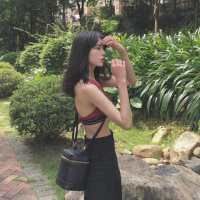 qq头像女生两张闺蜜配