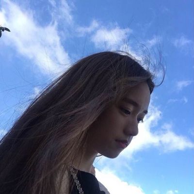 qq头像女生两张闺蜜配