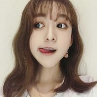 90后软萌妹子微信头像