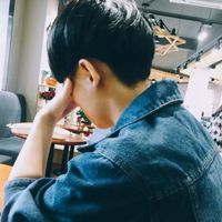个性伤感的男生头像