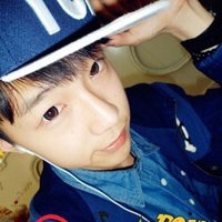个性伤感的男生头像