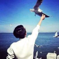 个性伤感的男生头像