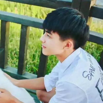 学院风格的男生qq头像