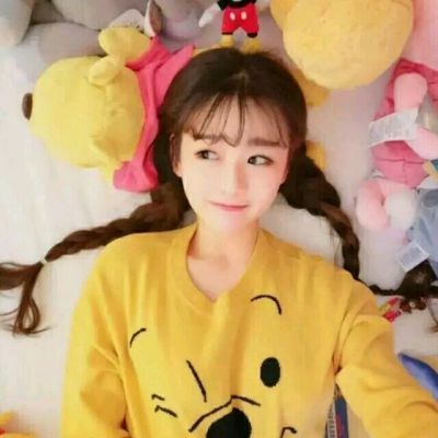 可爱麻花辫女生头像