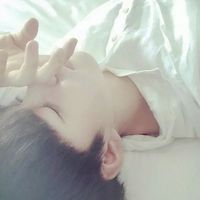 青春阳光的男生头像