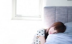 女生颓废时尚的游戏网名_余温未散