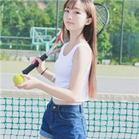 长发飘逸女生头像