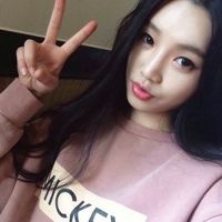 可爱女生微信头像剪刀手