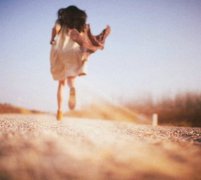 心酸忧愁的女生qq签名