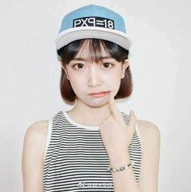 空气刘海清纯女生图片