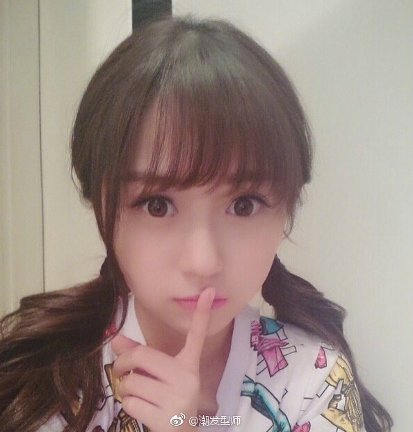 空气刘海清纯女生图片
