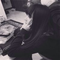 暗色系伤感女生头像