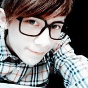 格子衣男生帅气头像_有型的超级偶像
