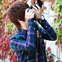 格子衣男生帅气头像