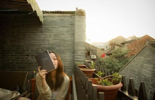 关于一个人的说说带图片