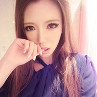大眼眼女生头像