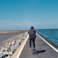 帅气男生海边头像大全