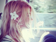 阳光女生微信励志签名