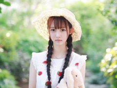 卖萌15岁清纯女生图片